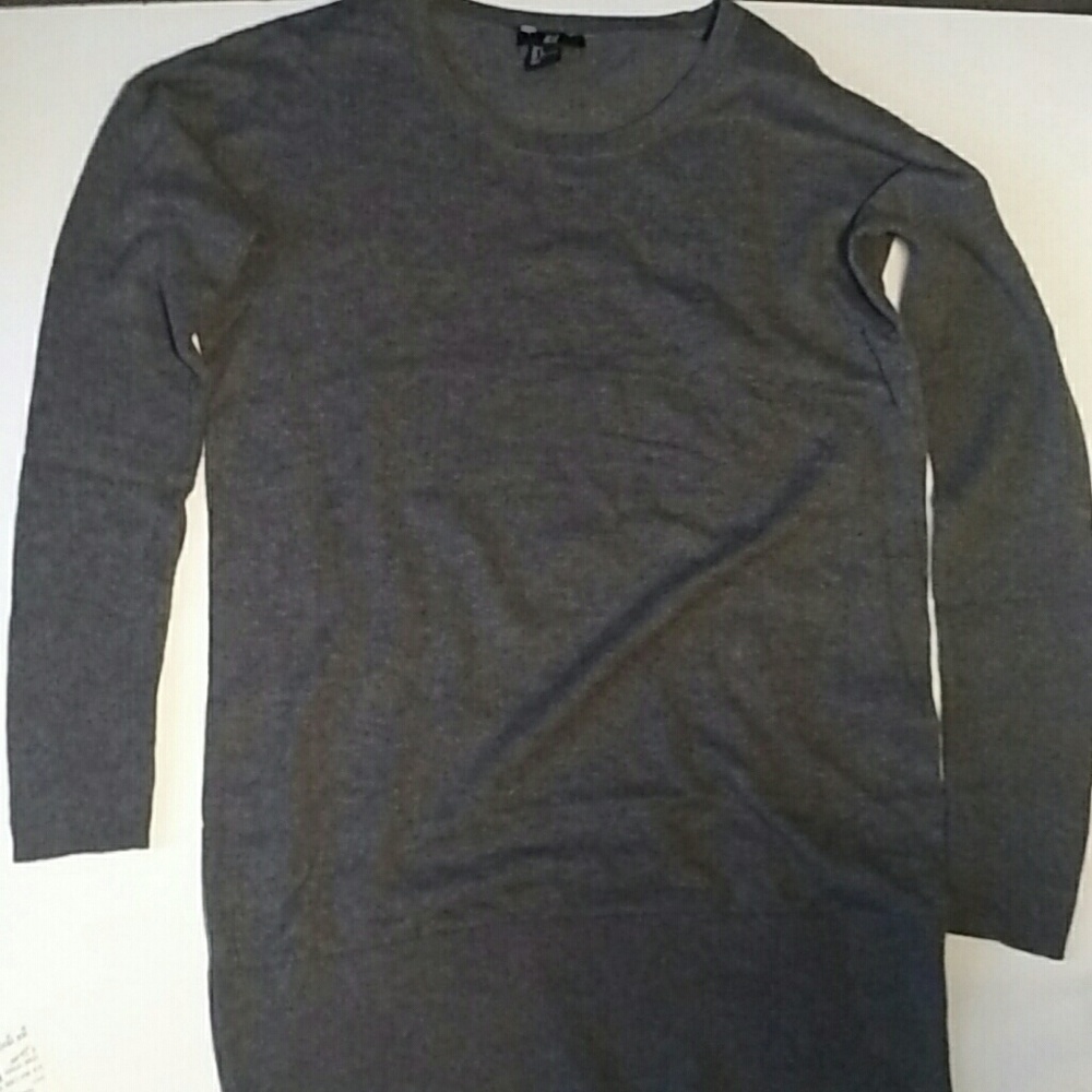 NWOT H&M Dark Gray Tunic Size L